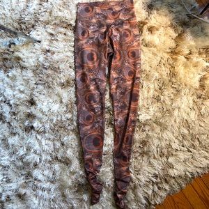 Mika Yoga Wear Gaby Legging Peacock Feather Print